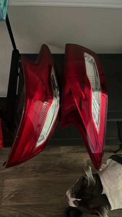 2016-2018 Nissan Altima tail lights