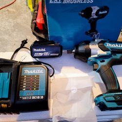 Makita 18V LXT Brushless High Torque  1/2" Drive Impact Wrench, 4.0Ah Battery & Charger included