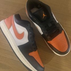 Nike Air Jordan 1 Low Starfish - 553558 081 - Mens Size 10 Brand New with Box