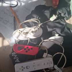 Nintendo Wii  Controls For 5 Dollars Each One. Nintendo Switch Control For 20 Dolars