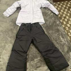 Snowboard/Ski Insulated jacket and Pants  Kids Size 6-7