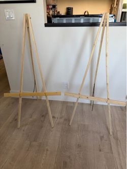 Four Easels (Three 4’ & One 2’)