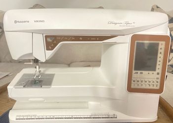 Husqvarna Viking Topaz 40 - sewing machine