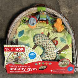 Skip Hop Treetop Friends Activity Gym