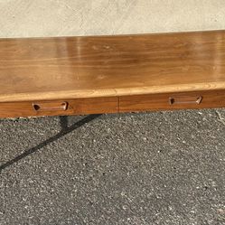 Lane Acclaim Mid Century Coffee Table With Drawer