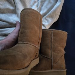 Ugg Boots Size 7 Us