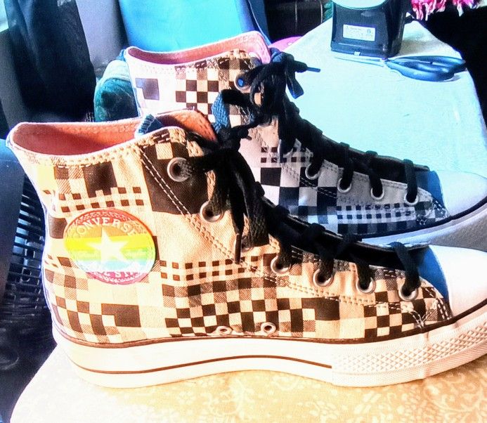 Converse Custom Chuck Taylor All Star Plaid Design With Rainbow Patch M 9 W 11 Athletic shoes & Sneakers
