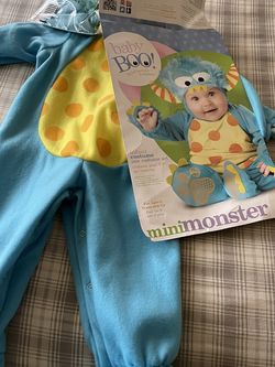 brand new Baby Costume