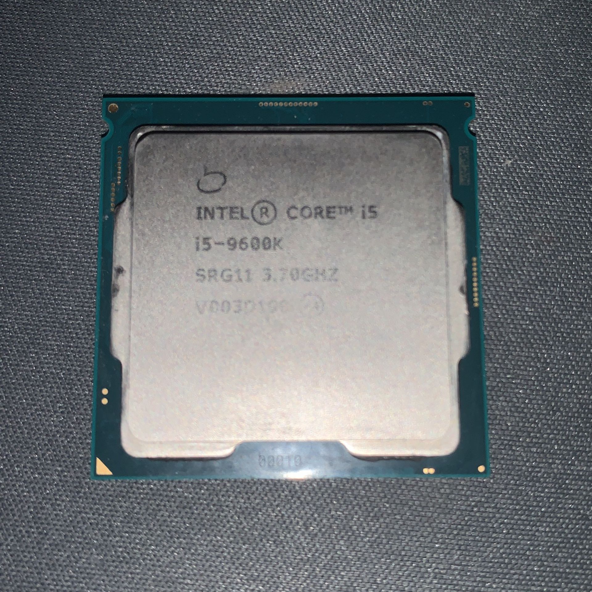 Intel i5-9600k