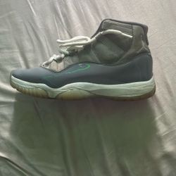 Jordan 11 Cool Grey