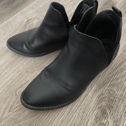 Black Ankle Boots 6