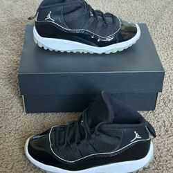 Jordan Retro 11  (Kids)