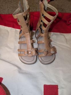Girls gladiator sandals sz 10