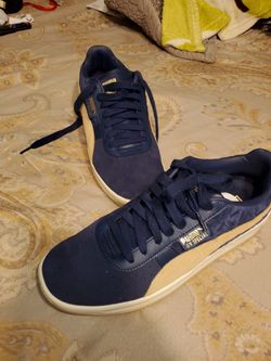 New suede pumas worn twice 12.5