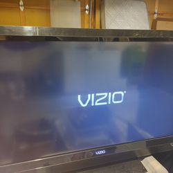 37 Inch Vizio TV