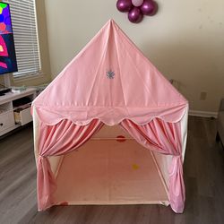 Kida Play tent and Barbie doll house