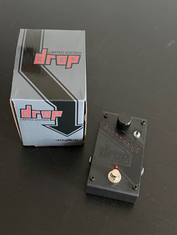 DigiTech Drop Blackout Limited-Edition Polyphonic Drop Tune Pitch Shifter Guitar Effects Pedal Black