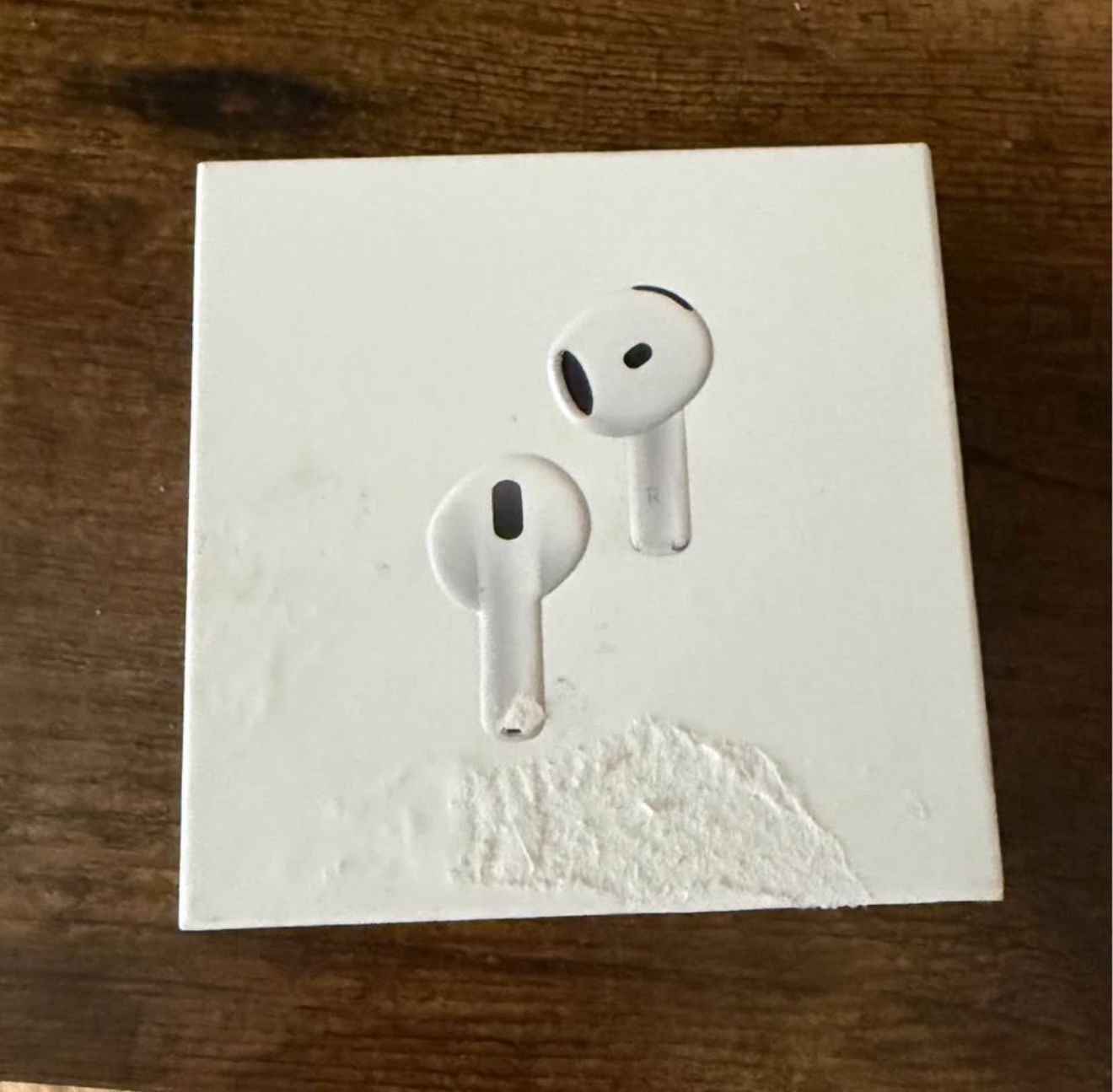 Apple AirPods 4 Active Noise Cancellation