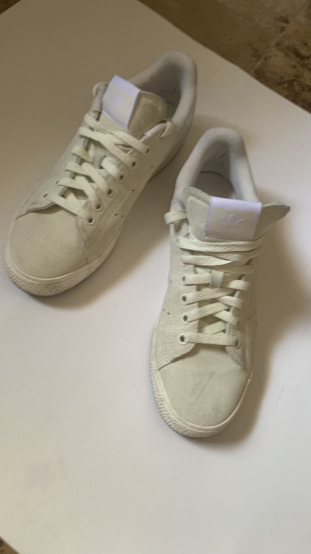 Adidas Stan Smith Cream Suede Size 8.5US