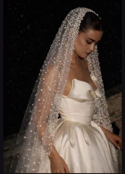 Floor Length Pearl Veil