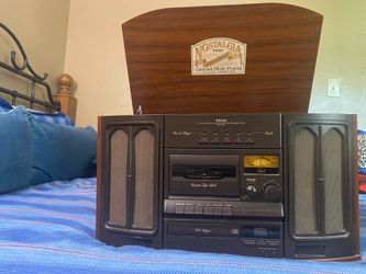 Teac nostalgia all in one stereo entertainment center