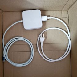 143 watt iMac power adapter (Green). 
