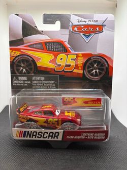 Disney Pixar Cars Lightning McQueen NASCAR Die-Cast