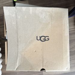 UGG Women's Adirondack II Boot - Black & Grey, Waterproof, Cold Weather Footwear