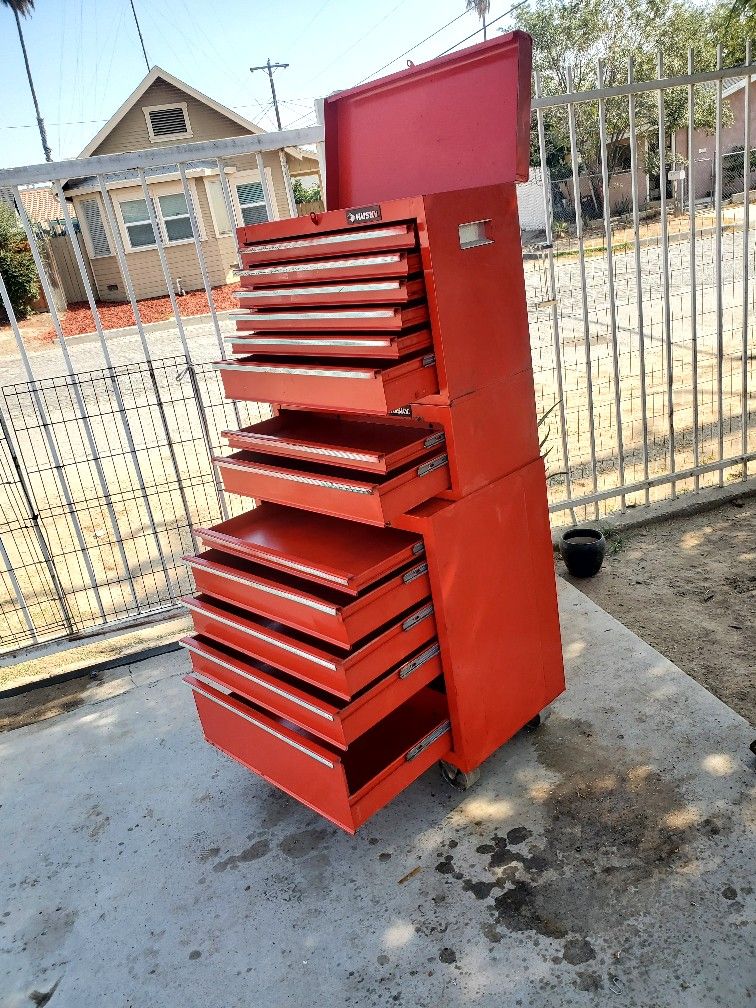 Cart Tool Box Used No Key 26"W 60"h 13 Drawer for Sale in San