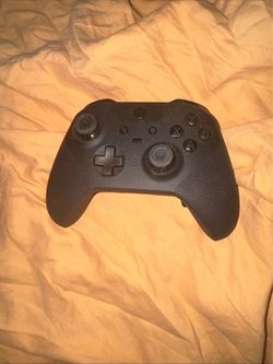 Xbox One Elite Series 2 Wireless Controller - Black like new work 100%