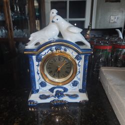 Vintage Loving Birds IT WORKS BATTERY OPERATED