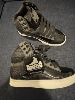 New Size 12 Girl Sneaker / Dance Sneaker