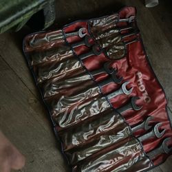 Proto Wrench Set.    Standard Sizes.  9/16 -1  1/4