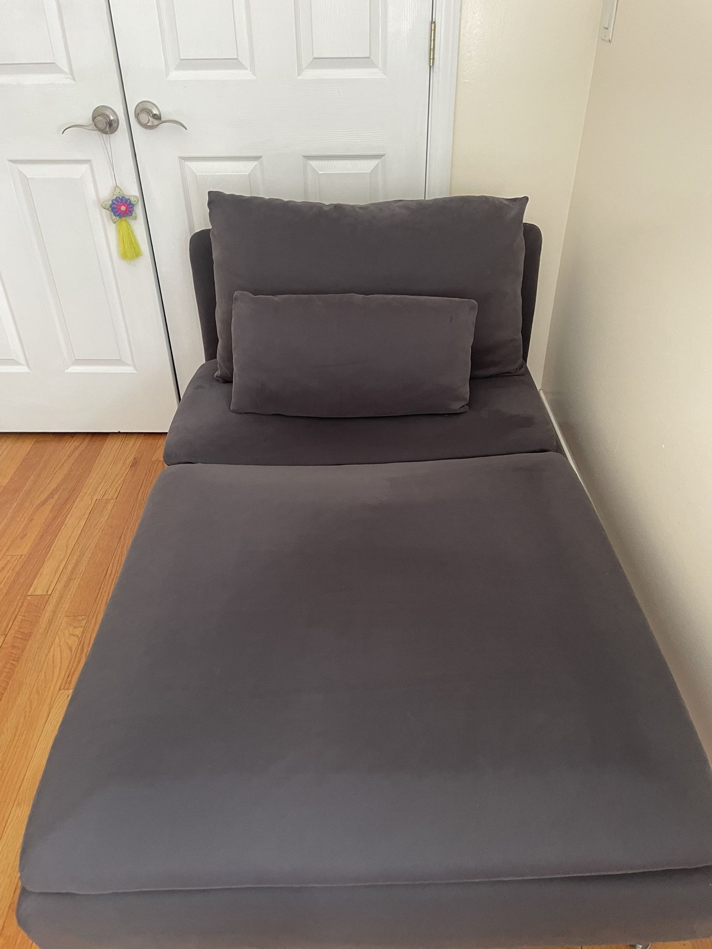 Twin Sofa.