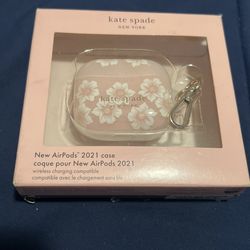 Kate Spade AirPod Case 2021