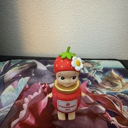 Sonny Angel Strawberry love Secret