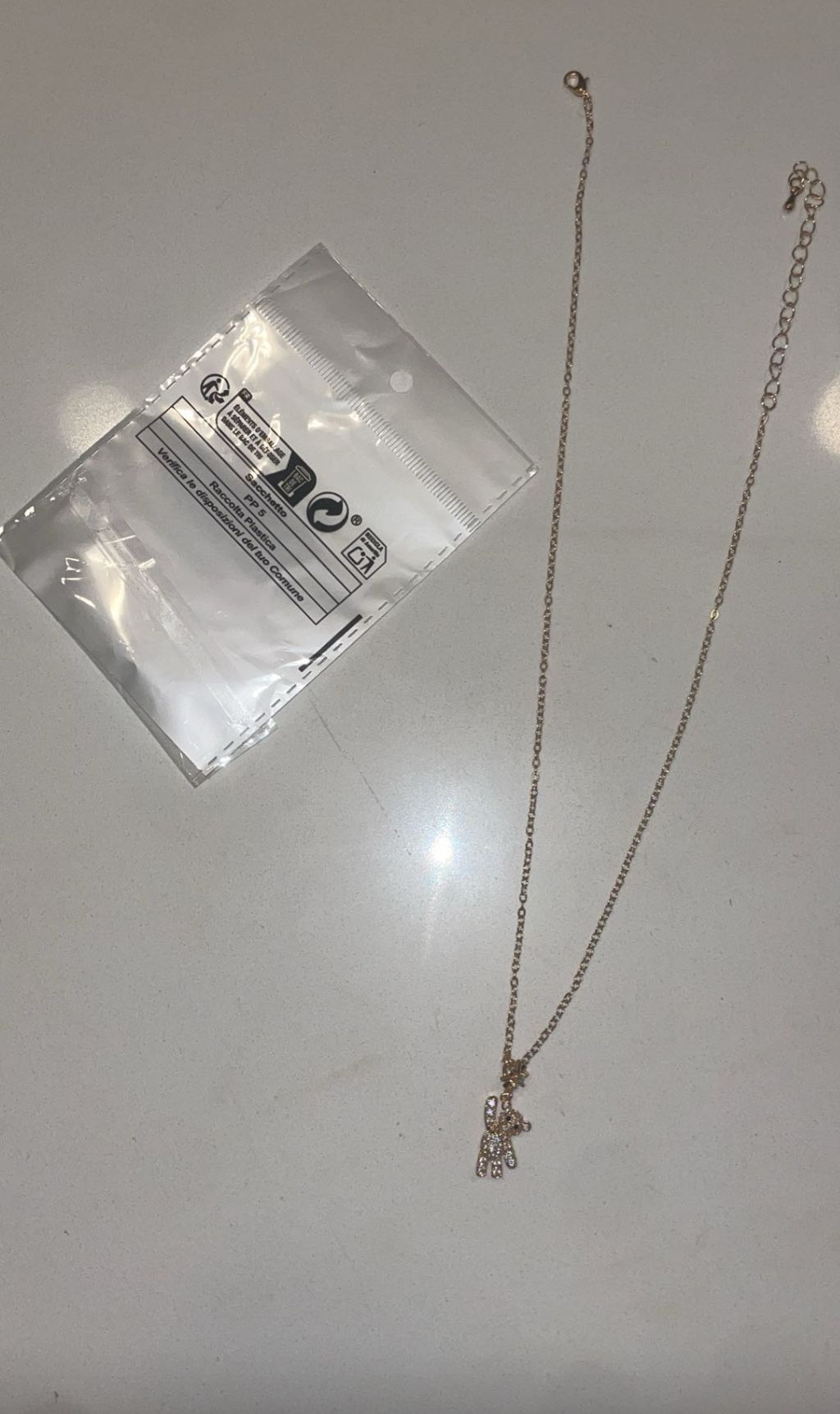 BRAND NEW Gold And Mossaintaie Necklace