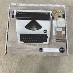 We r Memory Keepers Typewriter