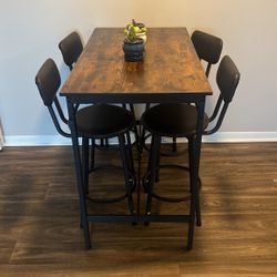 Dining Table - Small Space 