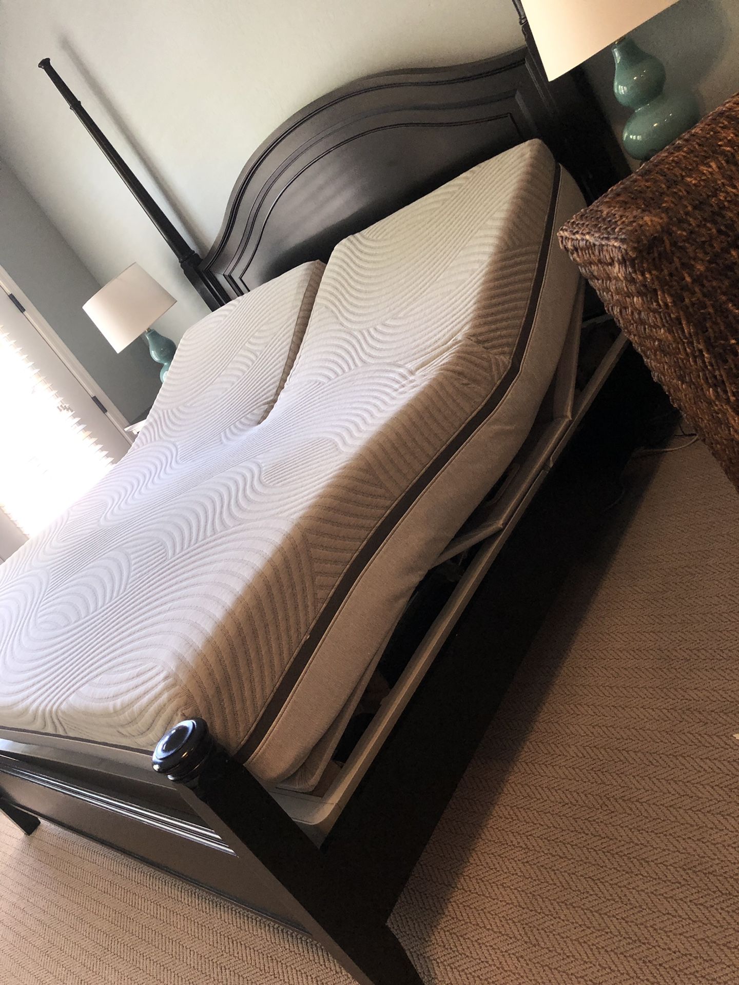 Sleep Number flextop King Mattress and Base for Sale in Phoenix, AZ OfferUp