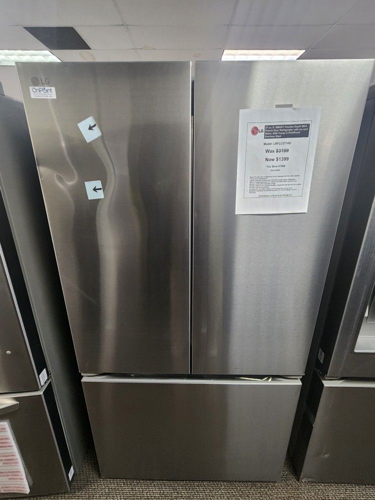 27 cu. ft. SMART Counter Depth MAX French Door Refrigerator with Ice and Water, ADA Comp in PrintProof Stainless Steel