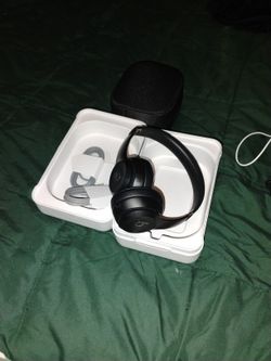 Beats Solo 4s