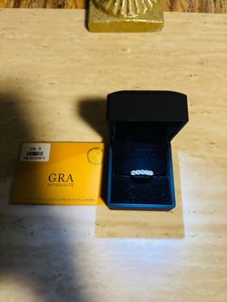 2 carat size 6 Moissanite ring ✨