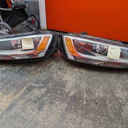 2017-2018 Voltswagen Jetta GLI Headlights