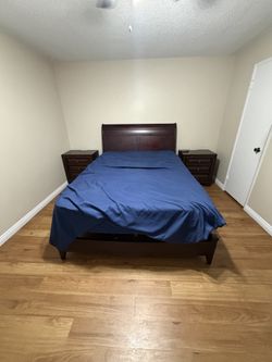 Bedroom set