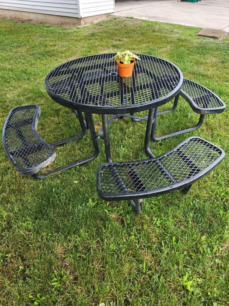 Comercial Table