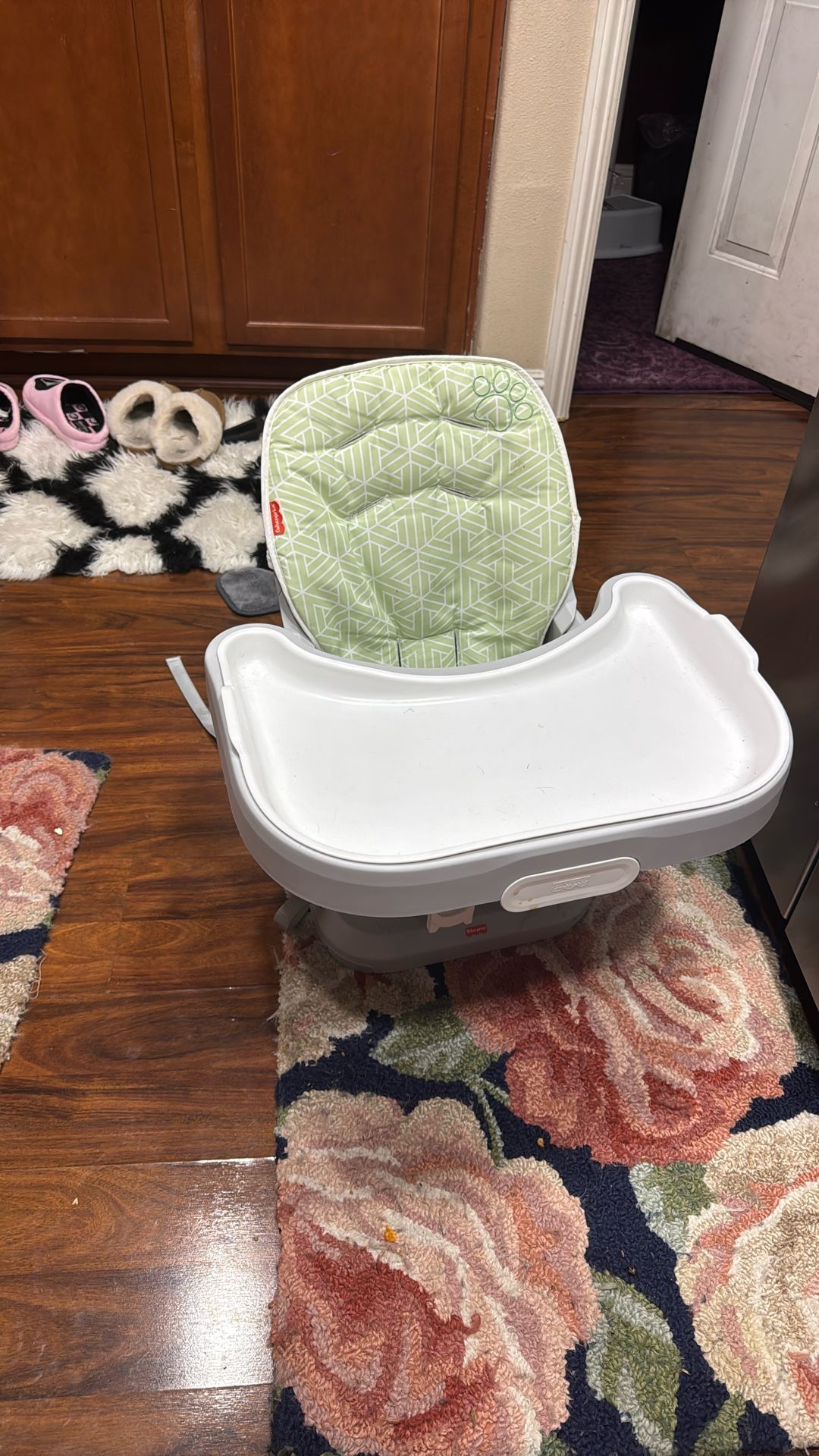 Small Space Highchair