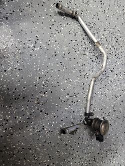 Bmw E38 Secondary Air Pump Pipe AND VALVE