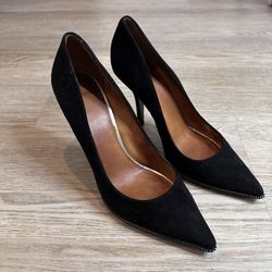 Authentic Givenchy Suede Pumps Heels (7.5)