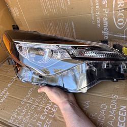  Headlight Front for Toyota Corolla  2017-2019